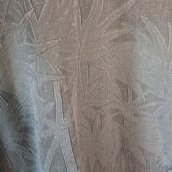 Tommy Bahama casual shirt - Picture 4 of 5